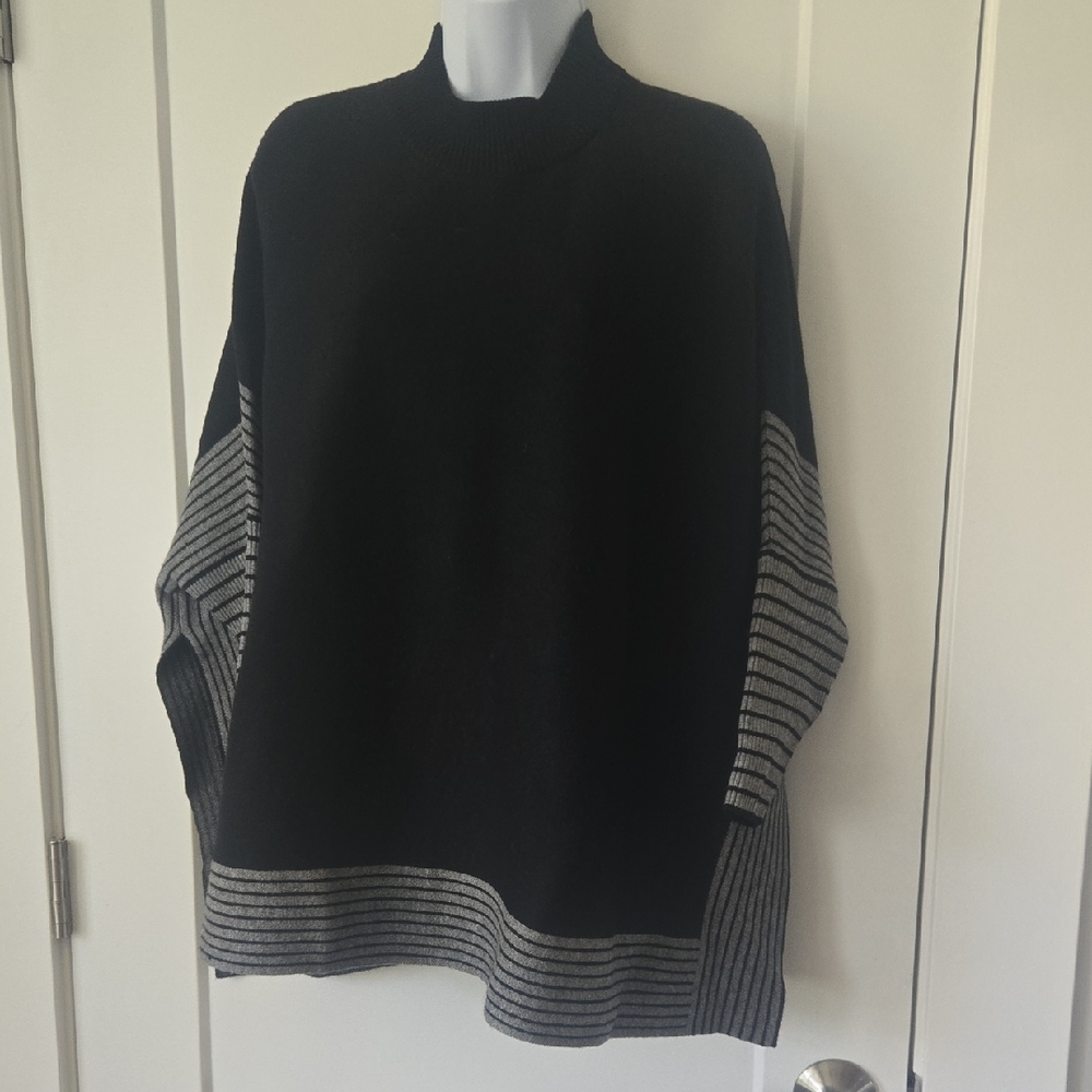 Black and Gray Turtleneck Sweater with Classic Knit